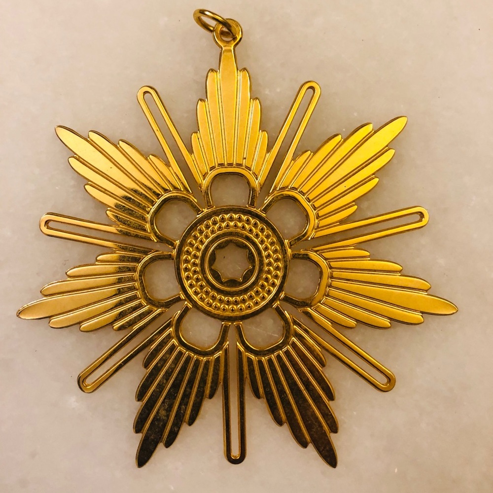 Star/ Gold Painted Pendant